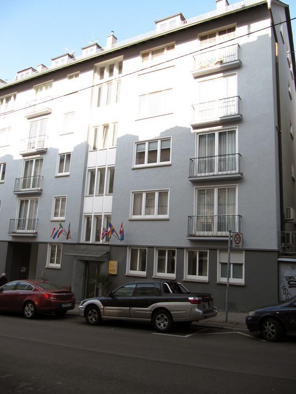 Gaestehaus Ziegler Stuttgart Dış mekan fotoğraf